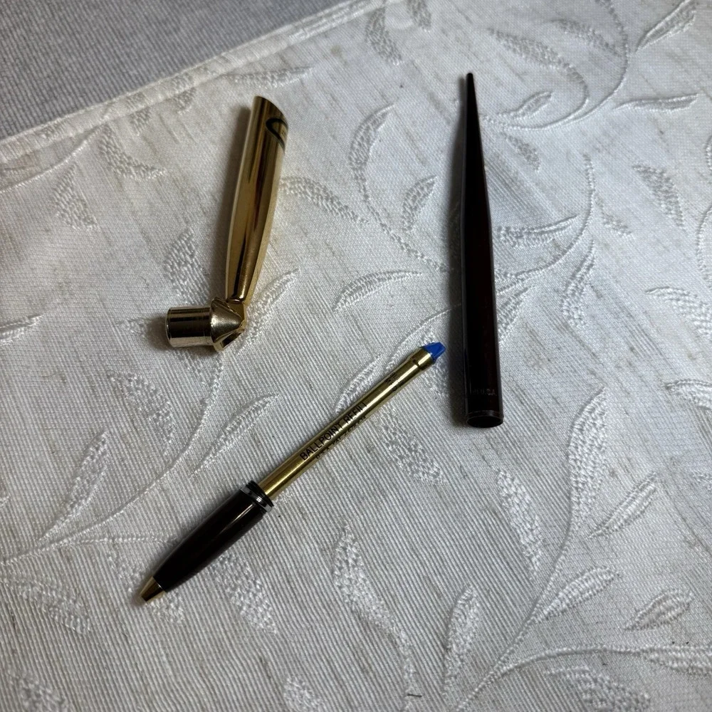 Sheaffer‎ Ballpoint Pen with Socket. Brown and Gold Tone White Dot